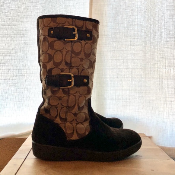 Signature Coach Boots - Picture 4 of 7